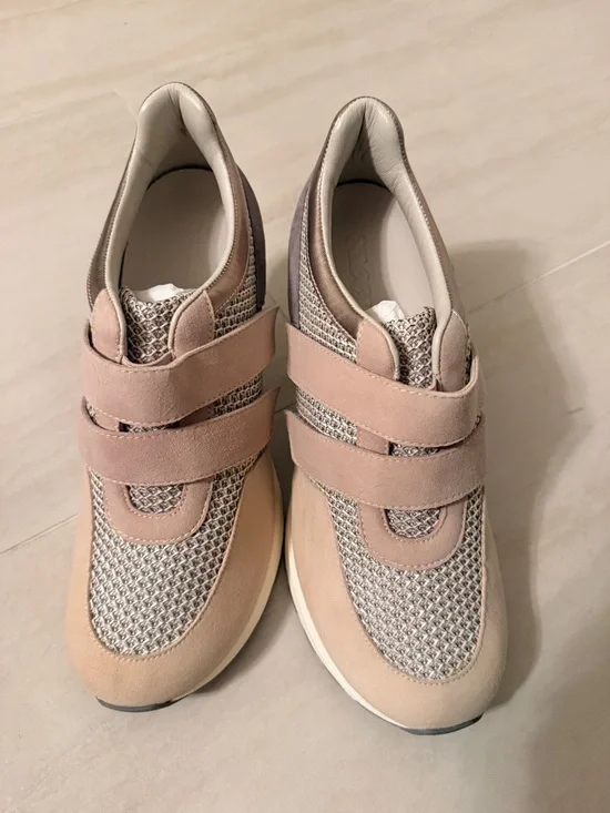Women’s Suede & Mesh Velcro Sneakers in Blush Pink- NEW NO BOX - Picture 9 of 9
